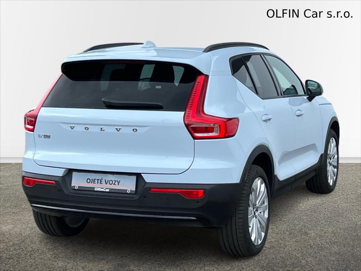 Volvo EX40 Kombi 0,0 175 kw