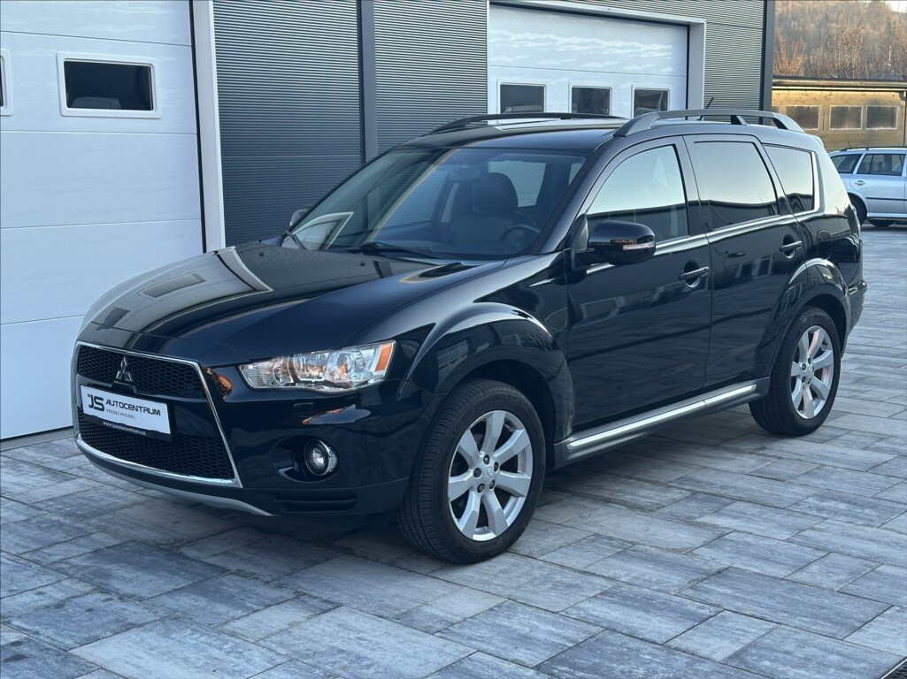 Mitsubishi Outlander SUV / Terénní 2,3 l 130 kw