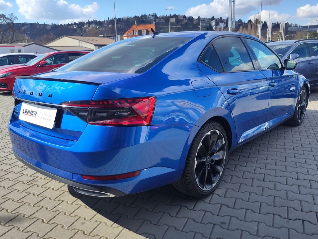 Škoda Superb Liftback 2,0 l 147 kw