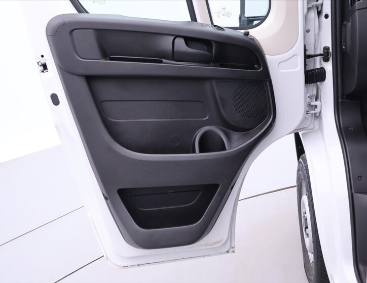 Toyota Proace Max Skříň 2,2 l 88 kw