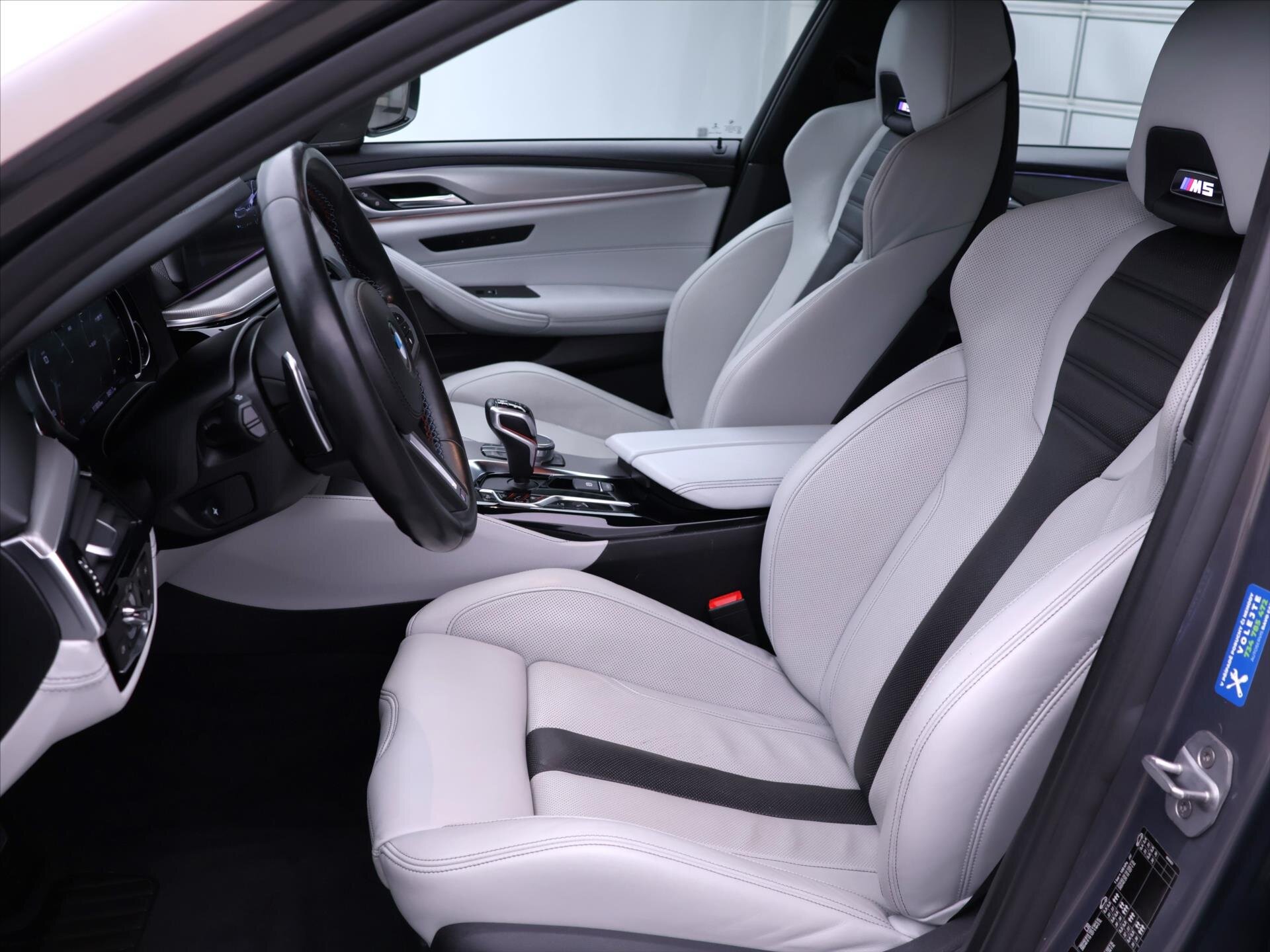 BMW M5 Sedan 4,4 l 441 kw