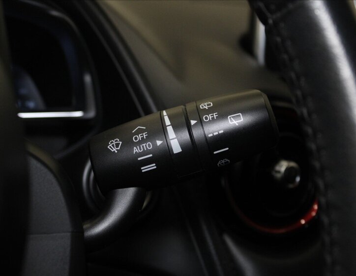 Mazda CX-3 SUV 2,0 l 110 kw