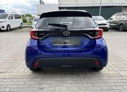 Toyota Yaris 5