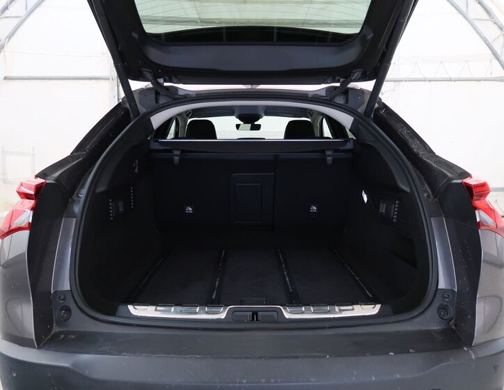 Citroën C5 X Kombi 1,6 l 133 kw