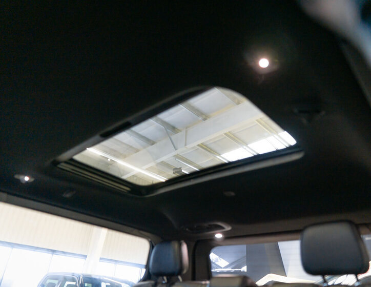 Jeep Wagoneer SUV 5,7 l 292 kw