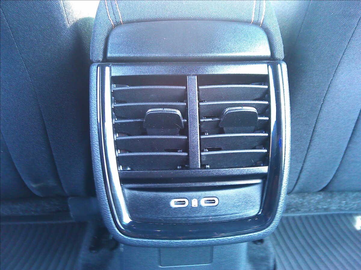 Škoda Kamiq SUV / Terénní 1,5 l 110 kw