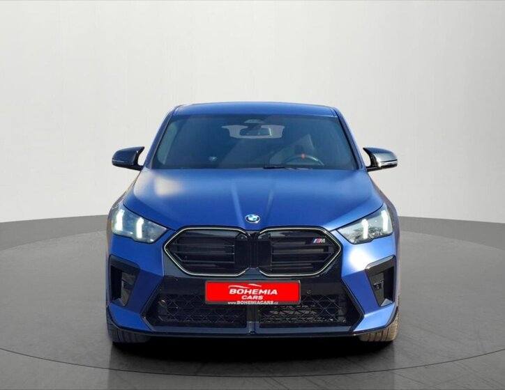 BMW X2 SUV / Terénní 2,0 l 221 kw