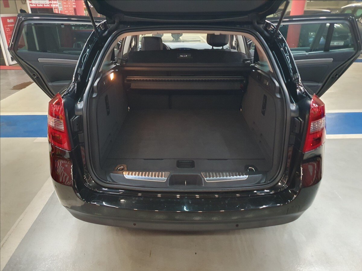 Renault Laguna Kombi 2,0 l 103 kw