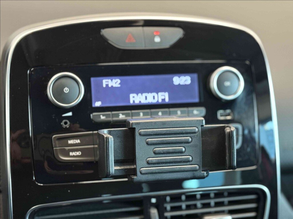 Renault Clio Hatchback 1,1 l 54 kw