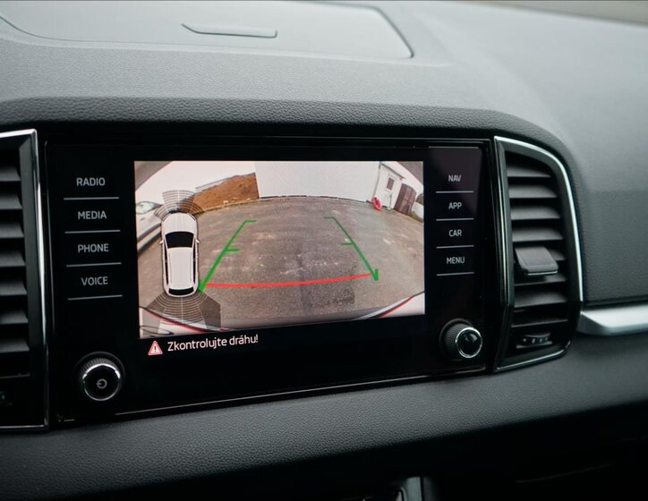 Škoda Karoq SUV 1,5 l 110 kw