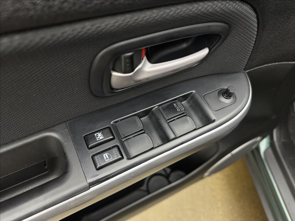 Suzuki Grand Vitara SUV / Terénní 1,9 l 95 kw