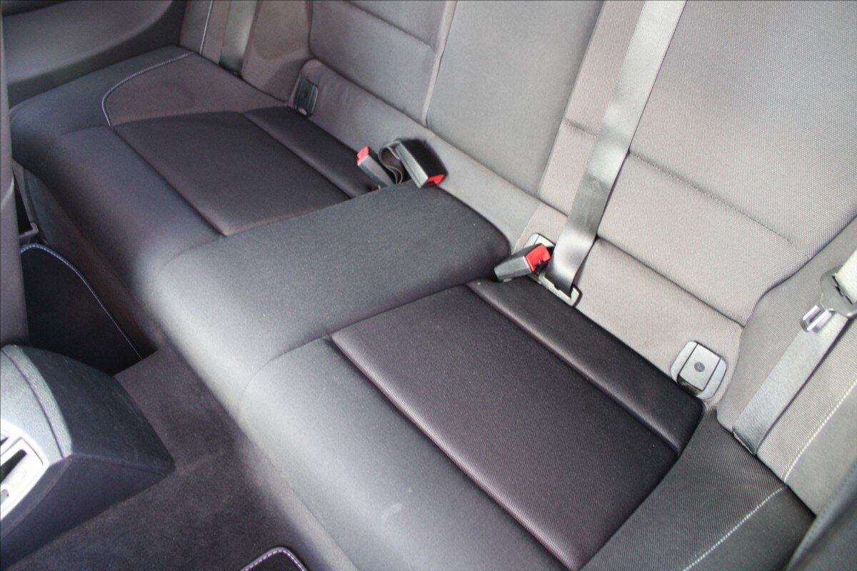 BMW Řada 1 Hatchback 2,0 l 105 kw