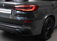 BMW X5 SUV / Terénní 4,4 l 390 kw