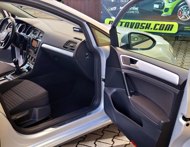 Volkswagen Golf Kombi 1,4 l 90 kw