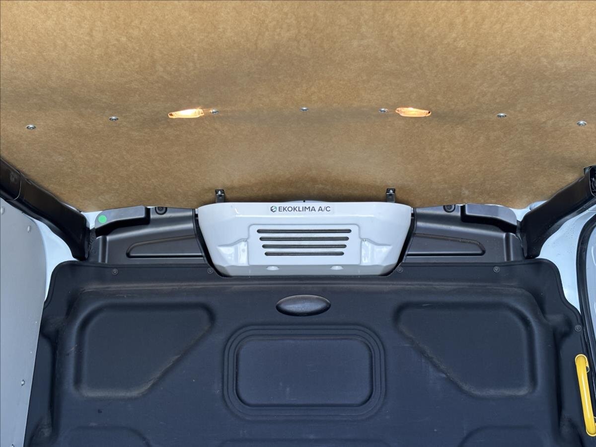 Ford Transit Skříň 2,0 l 77 kw