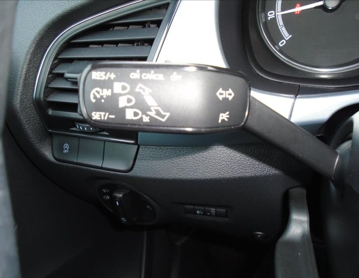 Škoda Fabia Kombi 999,0 70 kw