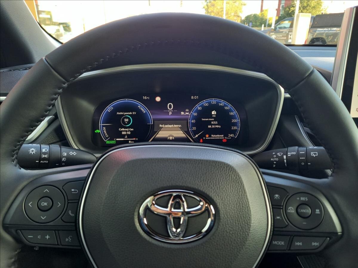 Toyota Corolla Cross SUV 1,8 l 70 kw