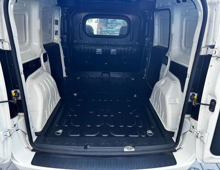 Fiat Dobló cargo 18