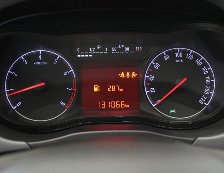 Opel Corsa Hatchback 1,4 l 66 kw