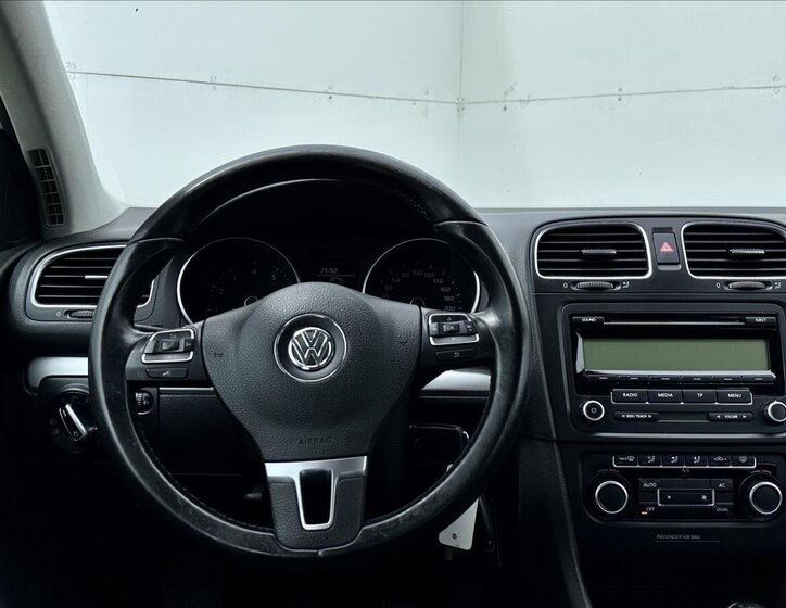 Volkswagen Golf Hatchback 1,6 l 75 kw