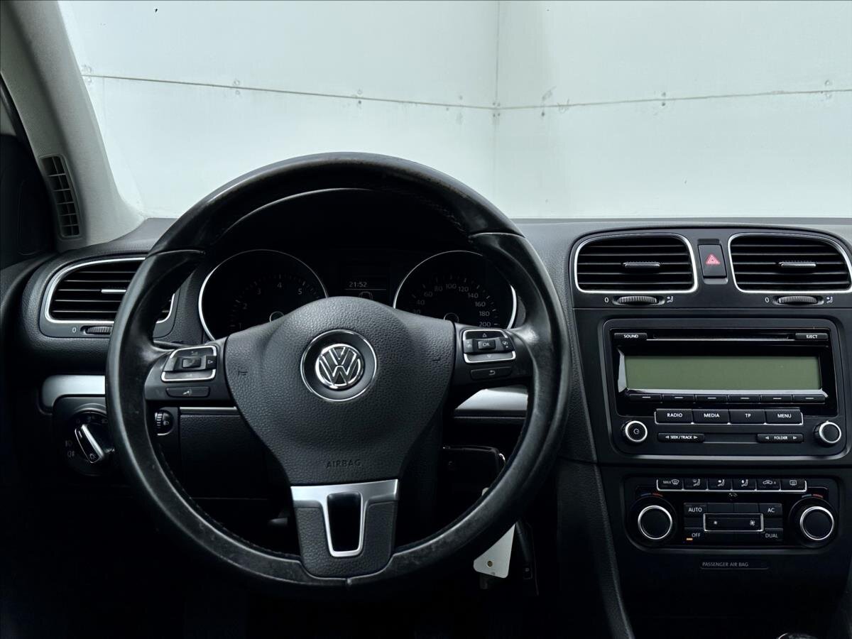 Volkswagen Golf Hatchback 1,6 l 75 kw