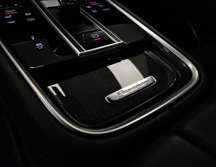 Porsche Panamera 39