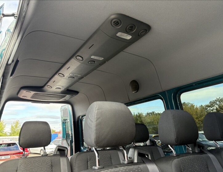 Mercedes-Benz Sprinter 17