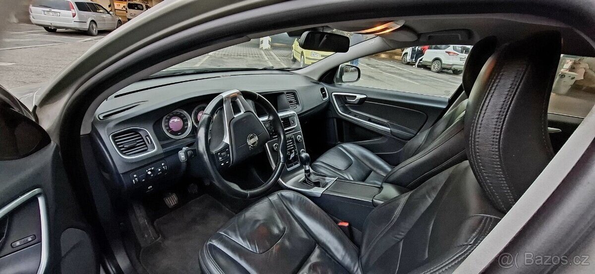 Volvo V60 Kombi 1,6 l 84 kw