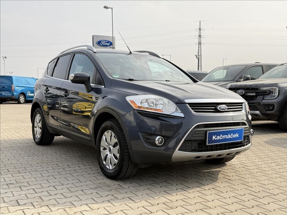 Ford Kuga SUV / Terénní 2,0 l 100 kw