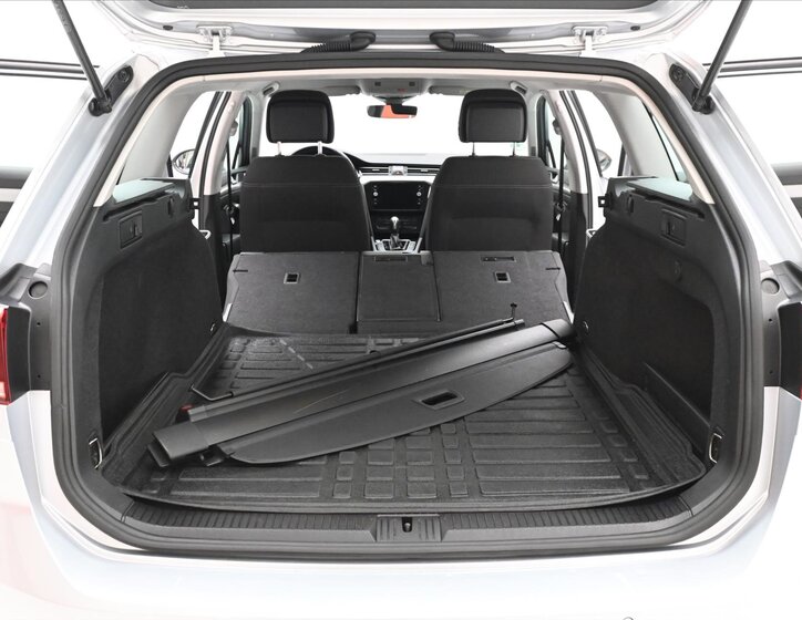 Volkswagen Passat 11