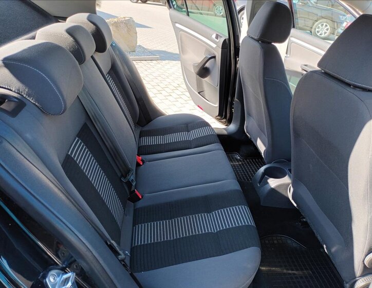 Volkswagen Golf Hatchback 1,4 l 59 kw