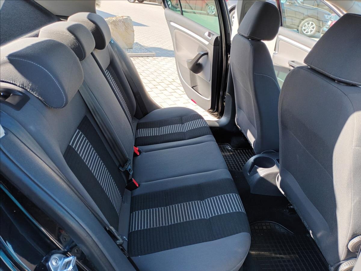 Volkswagen Golf Hatchback 1,4 l 59 kw