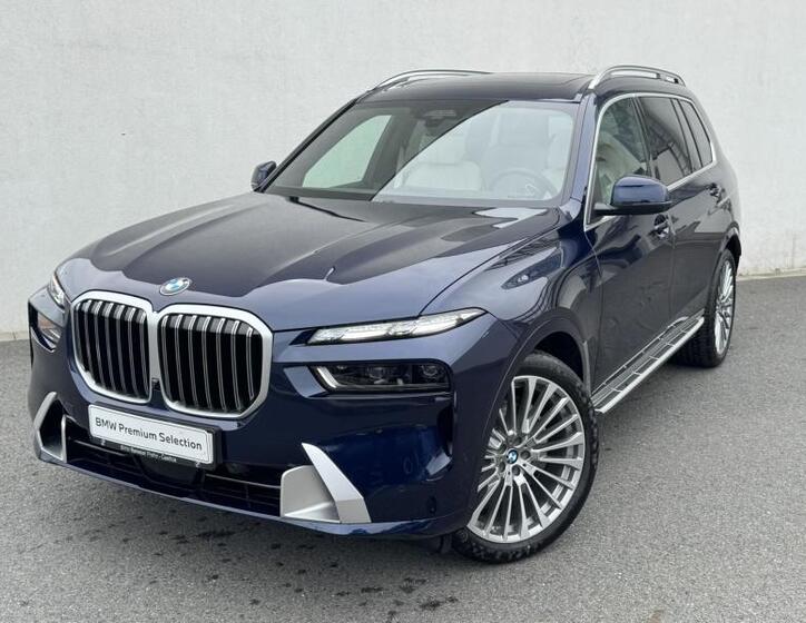BMW X7 1