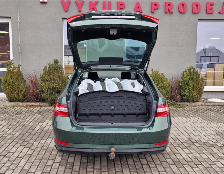 Škoda Superb Sedan 2,0 l 110 kw