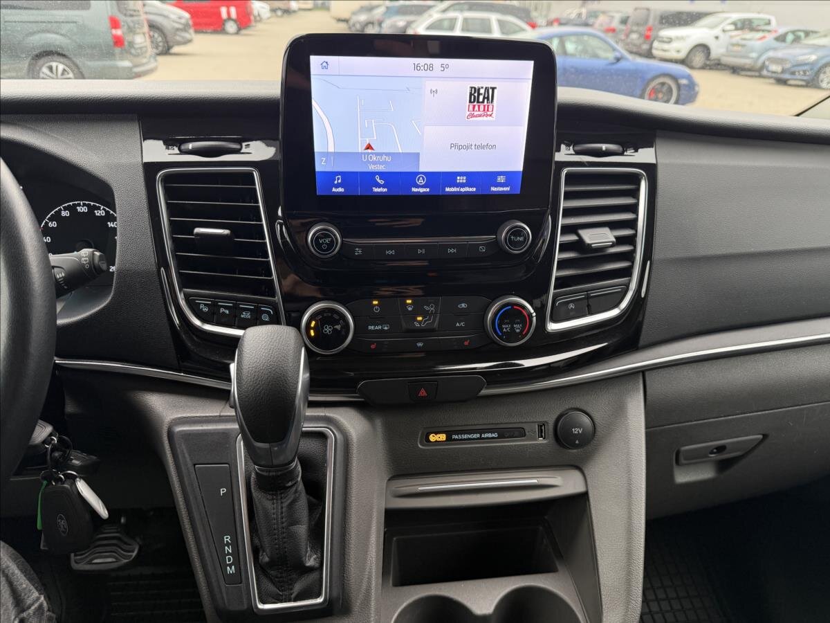 Ford Tourneo Custom MPV 2,0 l 136 kw