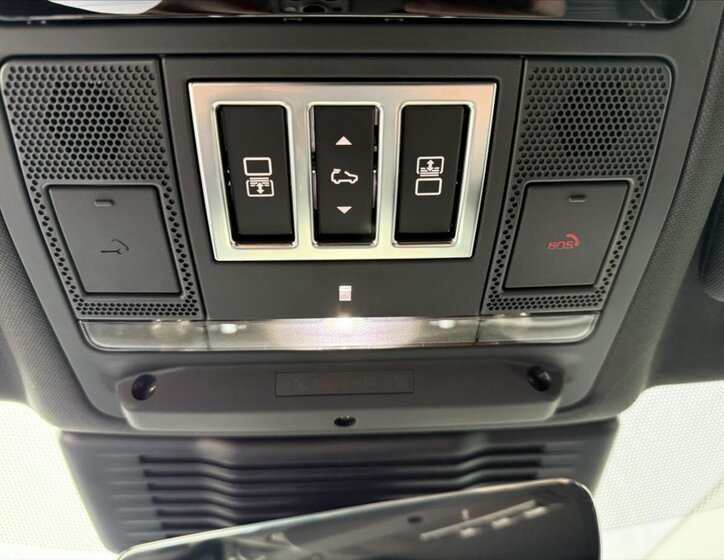 Land Rover Discovery 14