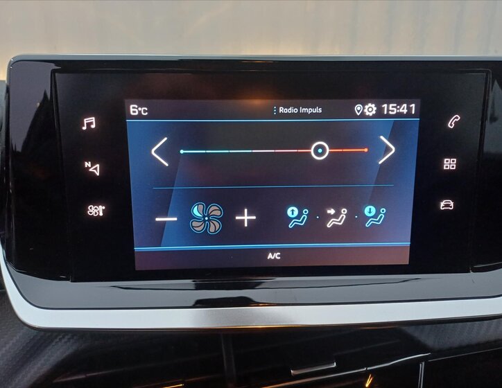 Peugeot 2008 Hatchback 1,5 l 81 kw