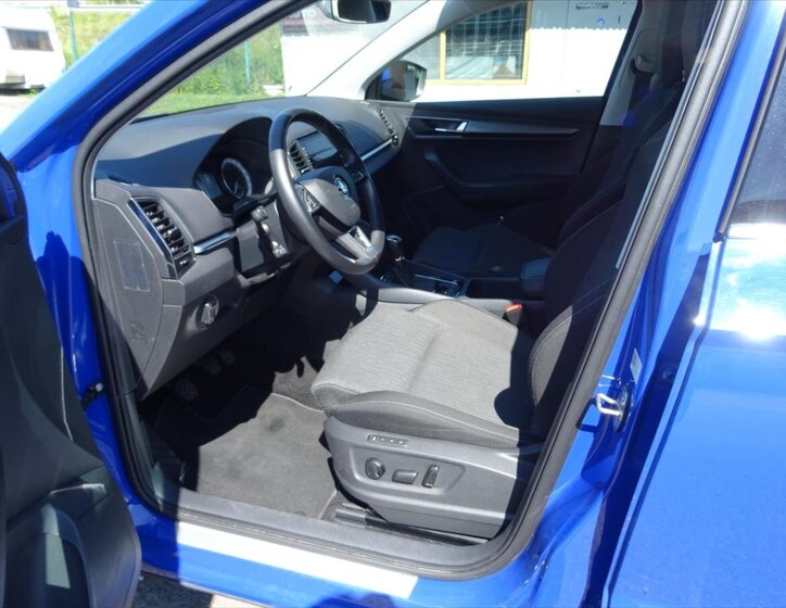 Škoda Karoq SUV 999,0 85 kw
