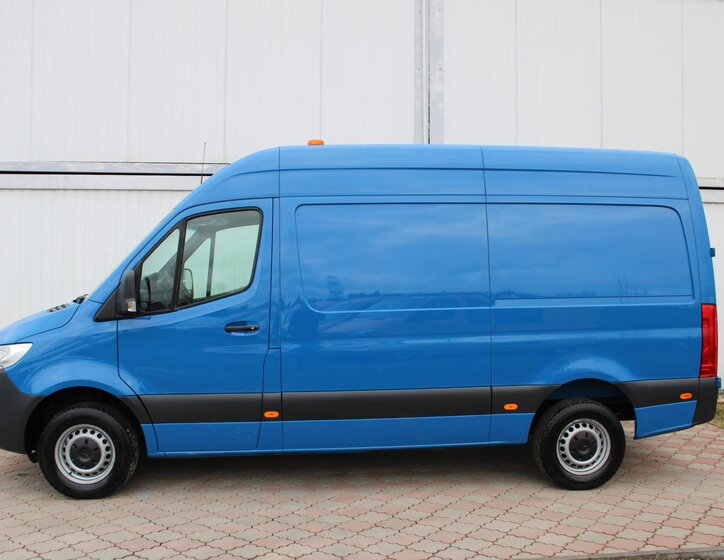 Mercedes-Benz Sprinter Užitková 2,1 l 120 kw