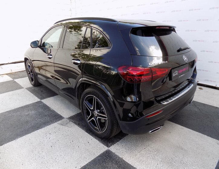 Mercedes-Benz GLA SUV / Terénní 2,0 l 110 kw