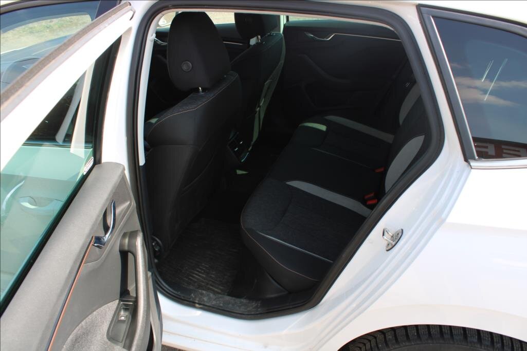 Škoda Scala Hatchback 1,5 l 110 kw