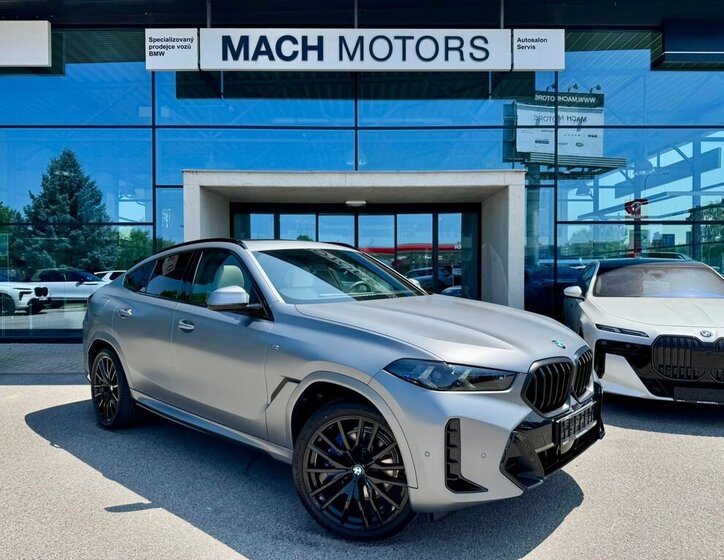 BMW X6 SUV / Terénní 4,4 l 210 kw