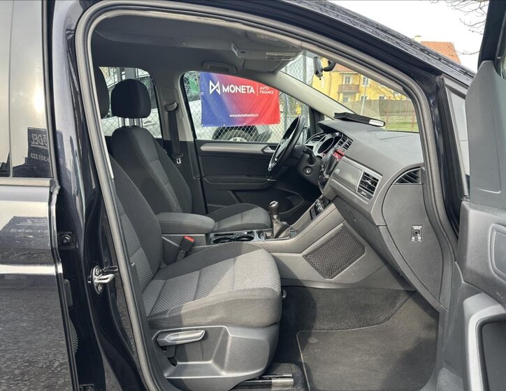 Volkswagen Touran MPV 1,2 l 81 kw