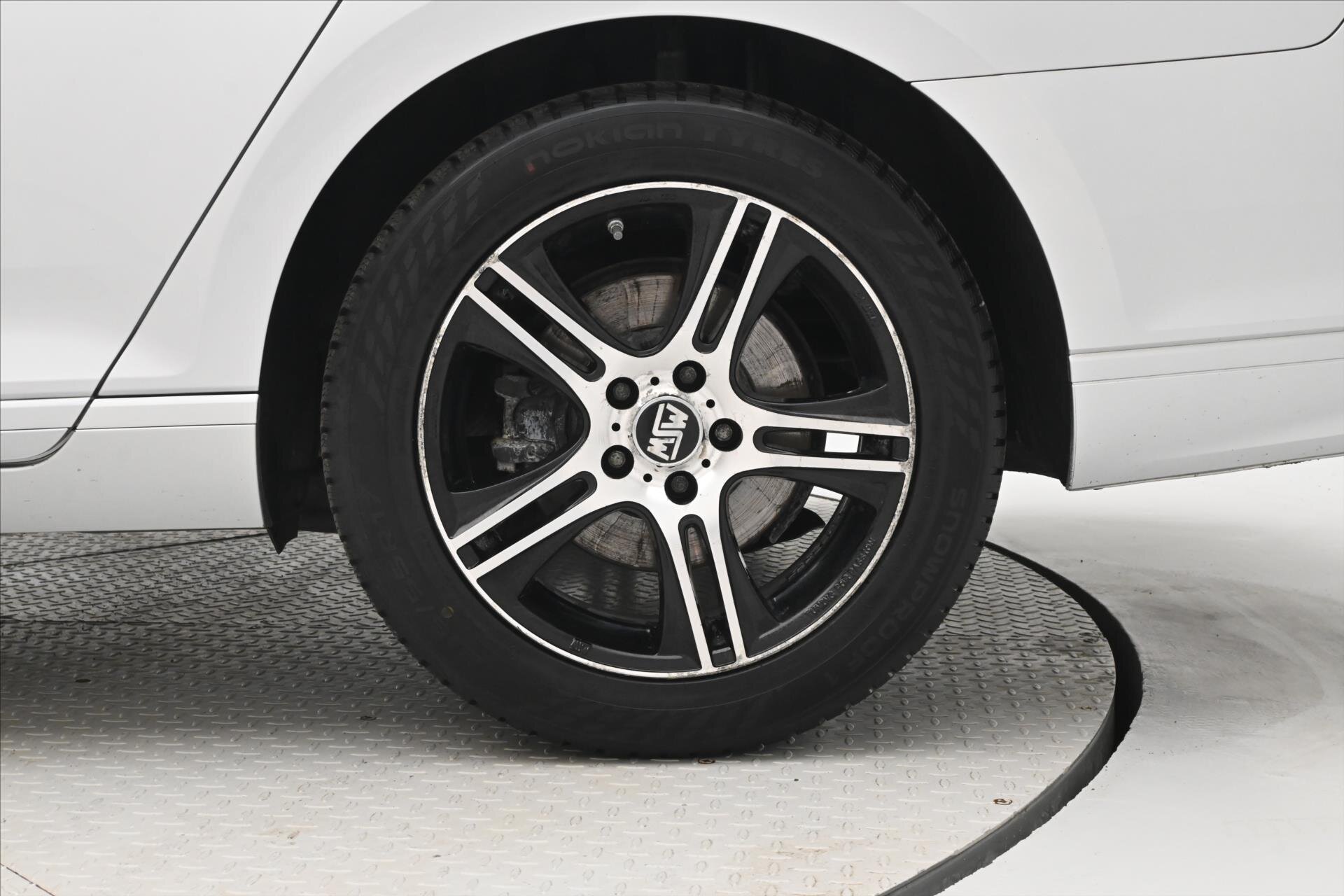 Volkswagen Passat Kombi 2,0 l 110 kw