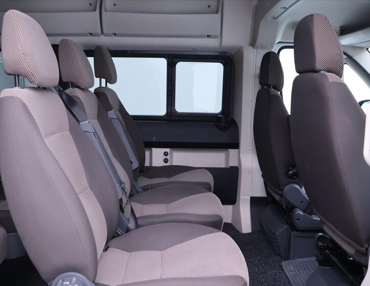 Citroën Jumper Kombi 2,0 l 120 kw