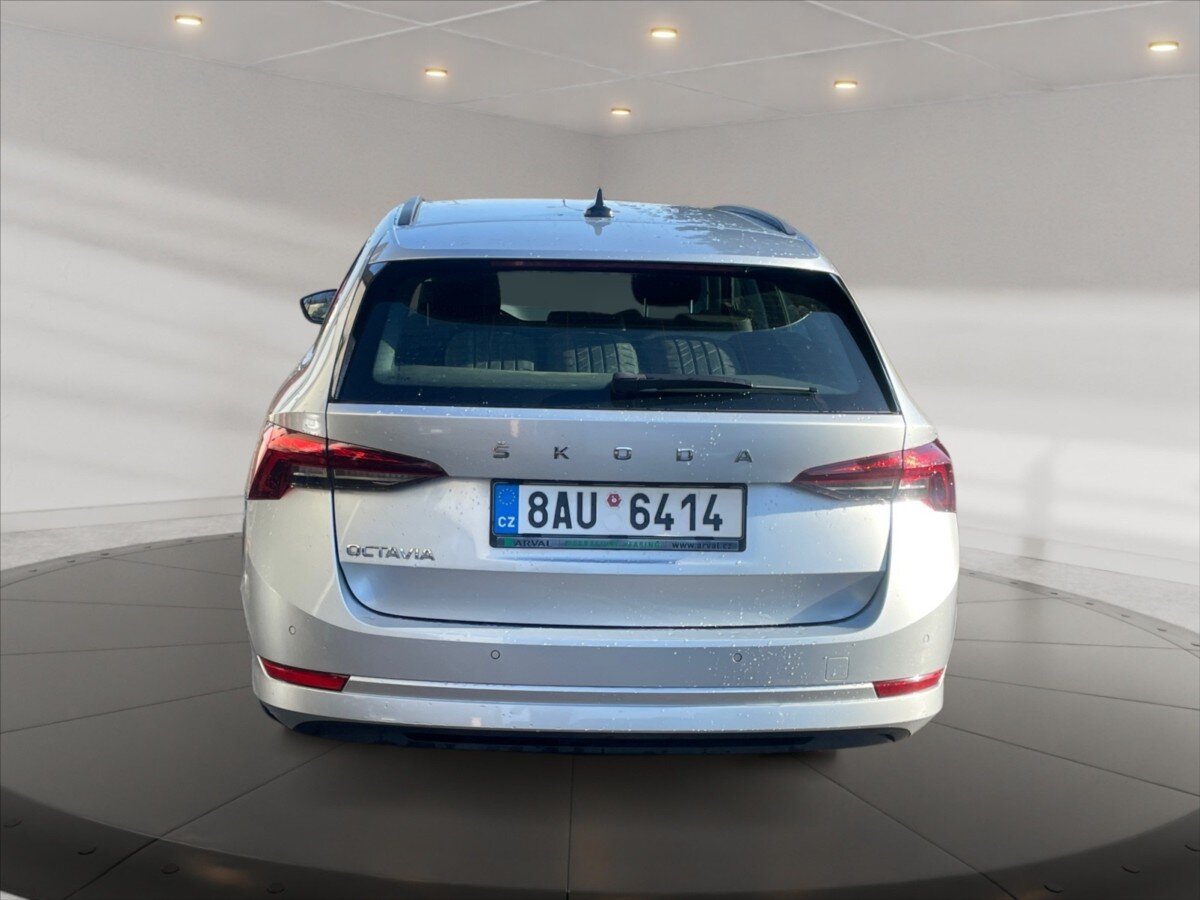 Škoda Octavia Kombi 2,0 l 85 kw