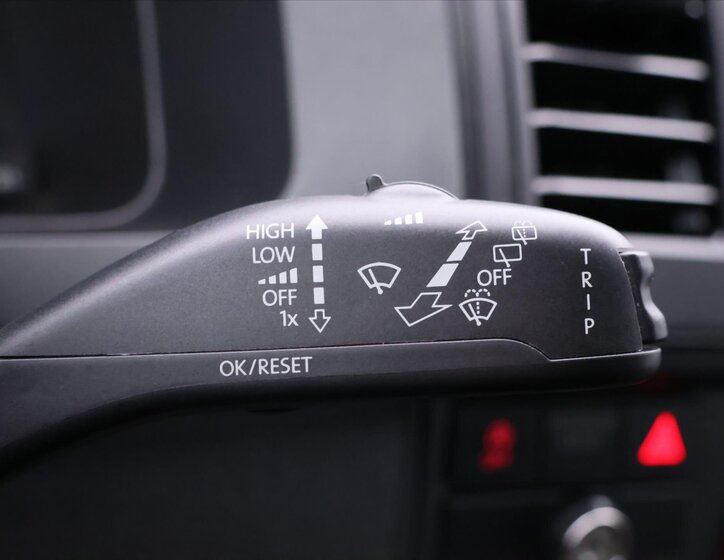 Volkswagen Transporter 16