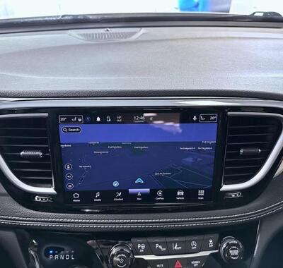 Chrysler Pacifica 14