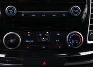 Ford Tourneo Custom Kombi 2,0 l 95 kw