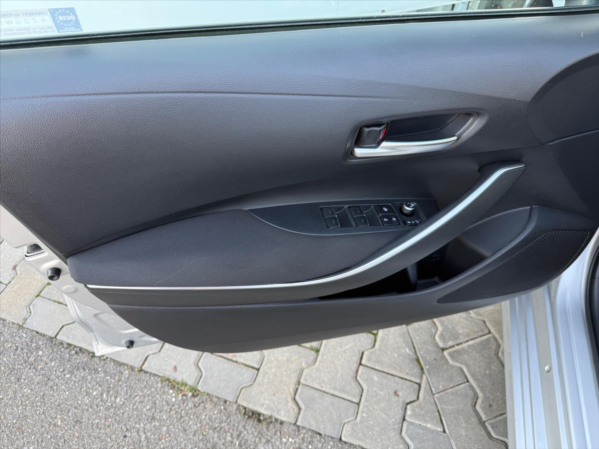 Toyota Corolla Sedan / Limuzína 1,8 l 72 kw